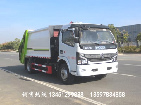 東風(fēng)多利卡壓縮式垃圾車(國六)